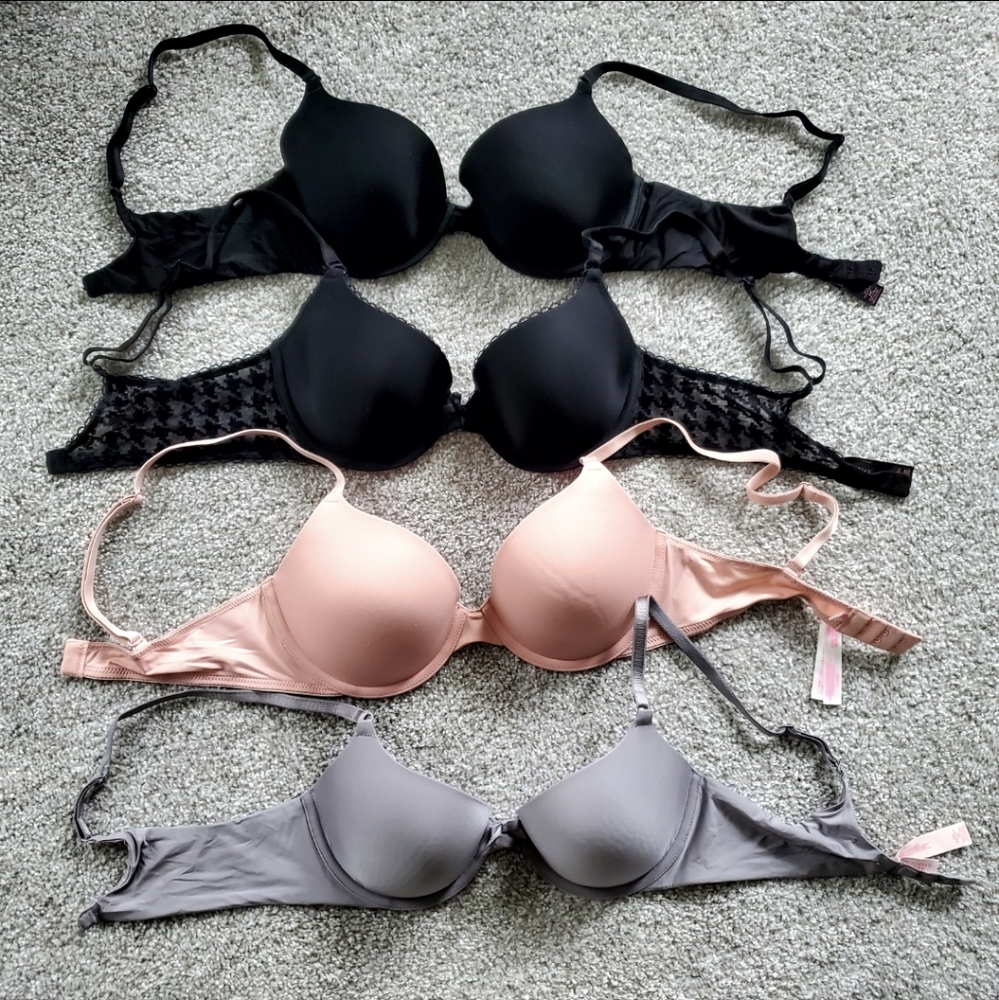 Victoria's Secret bras, 34C